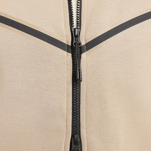 NWT Nike Sportswear Tech Fleece 2-piece Hoodie Joggers Khaki